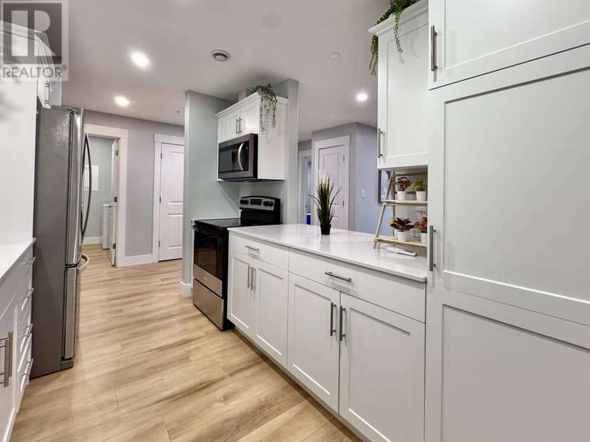 305 24 Gilbert Drive — photo 21 of 32