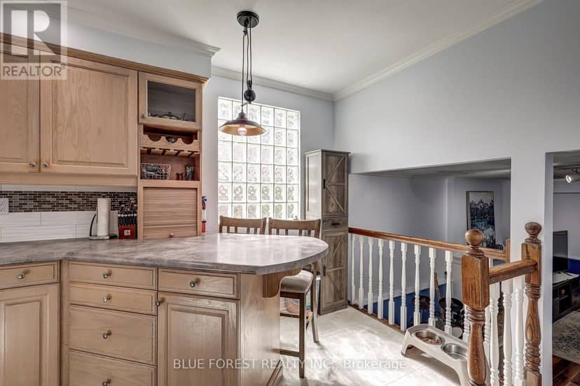 219 Worthington Avenue — photo 10 of 40