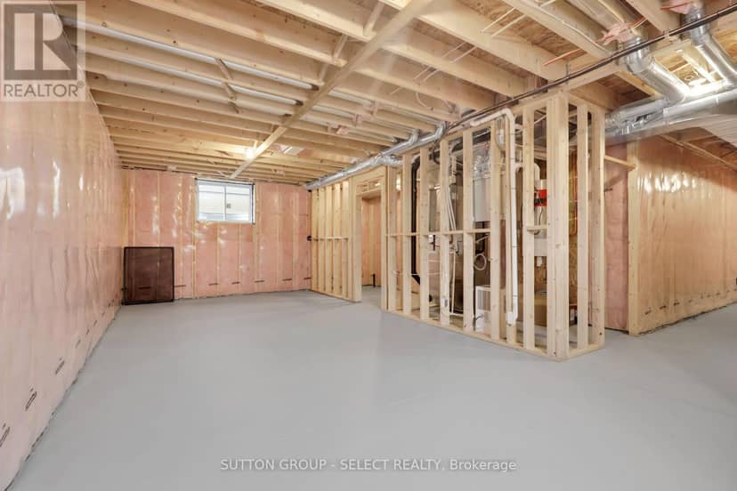 8 Purple Beech Street — photo 31 of 33