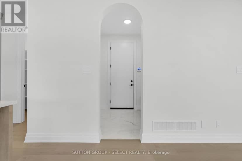 8 Purple Beech Street — photo 10 of 33