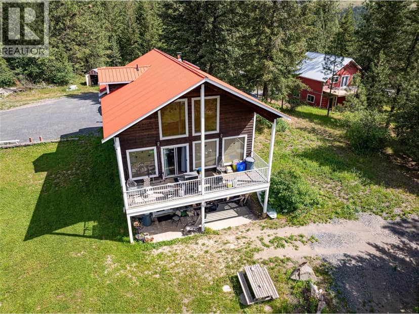 3230 Salmon River Road, Salmon Arm