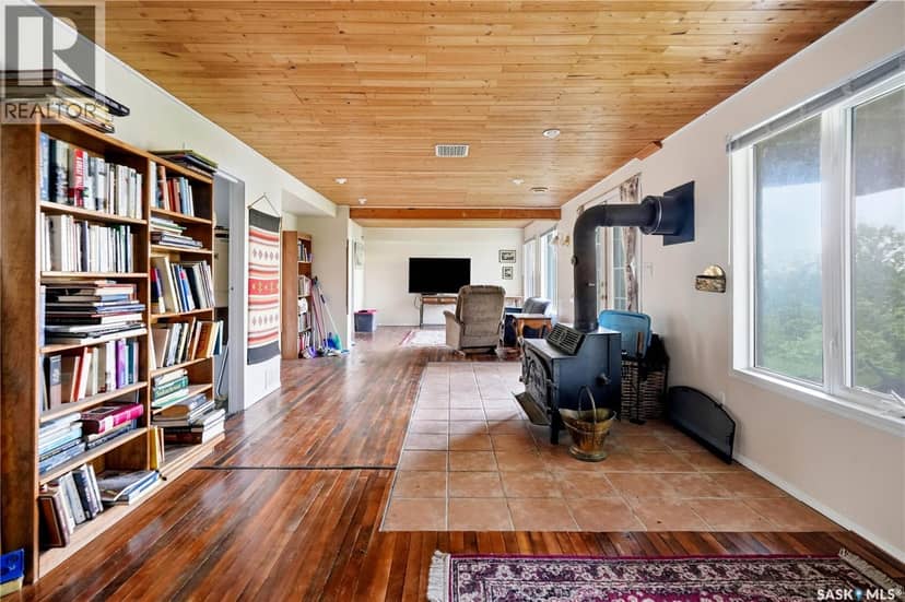 6 Kinsley ROAD — photo 14 of 29