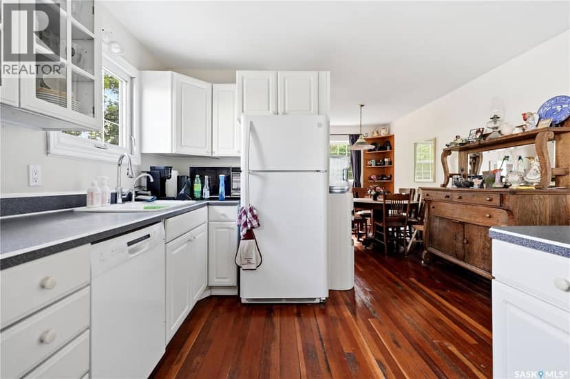 6 Kinsley ROAD — photo 8 of 29