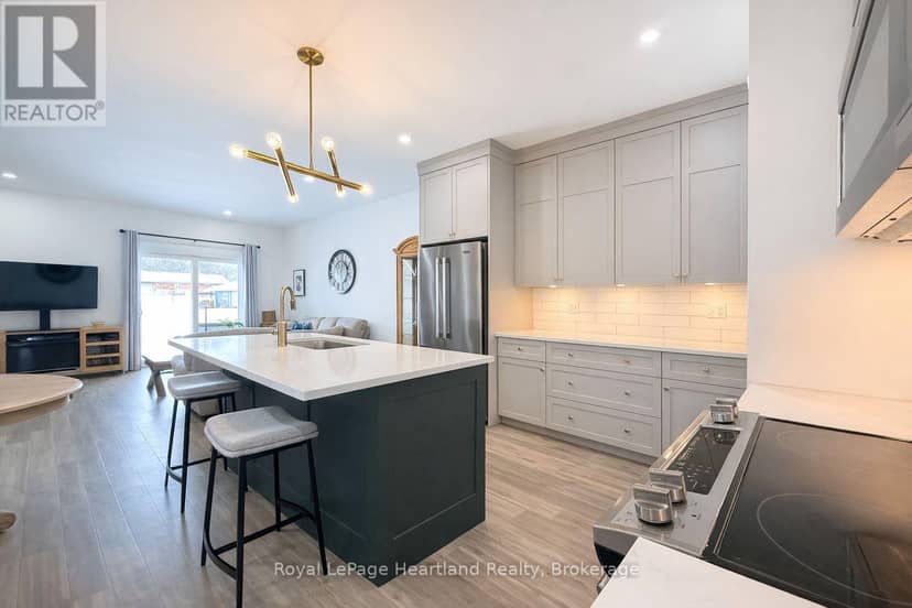 20 Silver Creek Road — photo 4 of 8