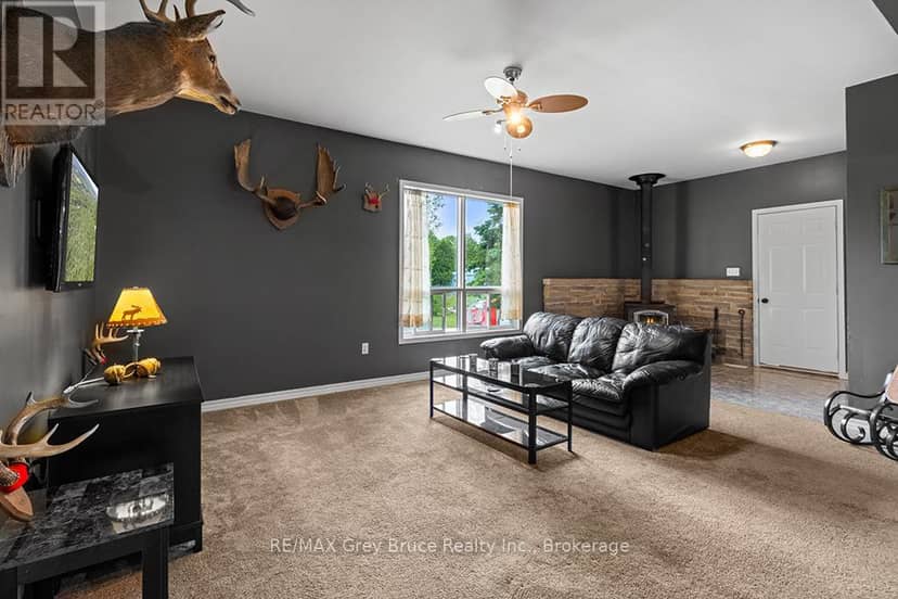 335 Pike Bay Road — photo 12 of 40