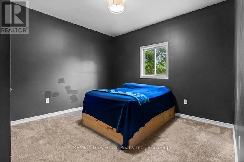 335 Pike Bay Road — photo 18 of 40