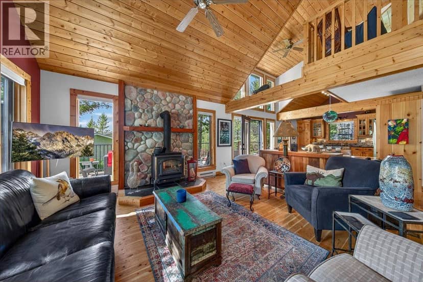 4931 Mountaintop Drive, Fairmont Hot Springs, photo 4