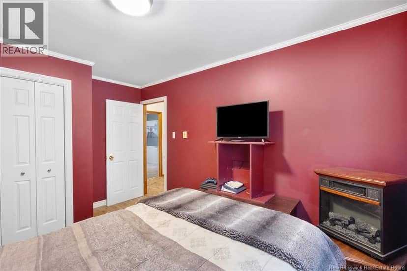 64 Maple Street — photo 19 of 40