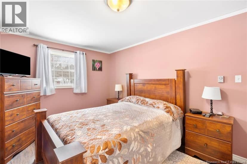 64 Maple Street — photo 15 of 40