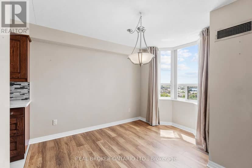 1603 - 30 Malta Avenue — photo 21 of 40