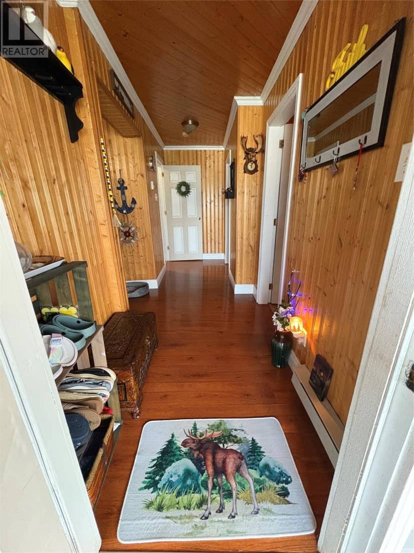 123 Main Street — photo 10 of 32