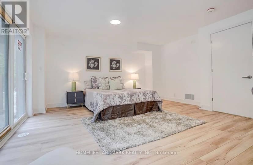 29 Chestnut Court, Aurora, photo 6