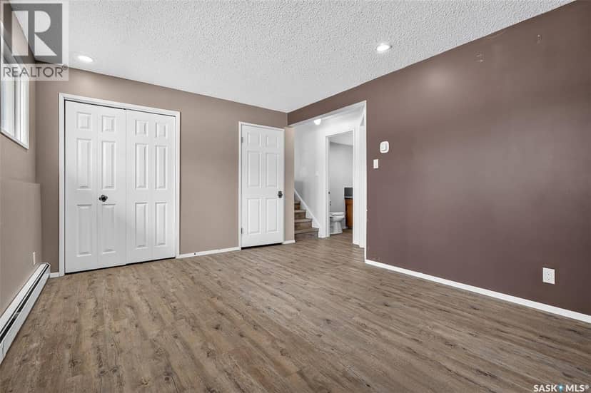 1266 Maybery CRESCENT — photo 23 of 40
