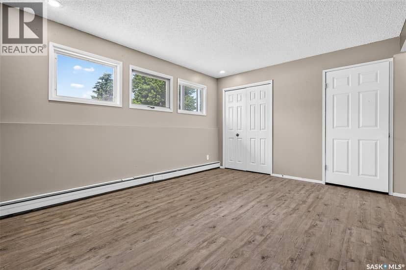 1266 Maybery CRESCENT — photo 24 of 40