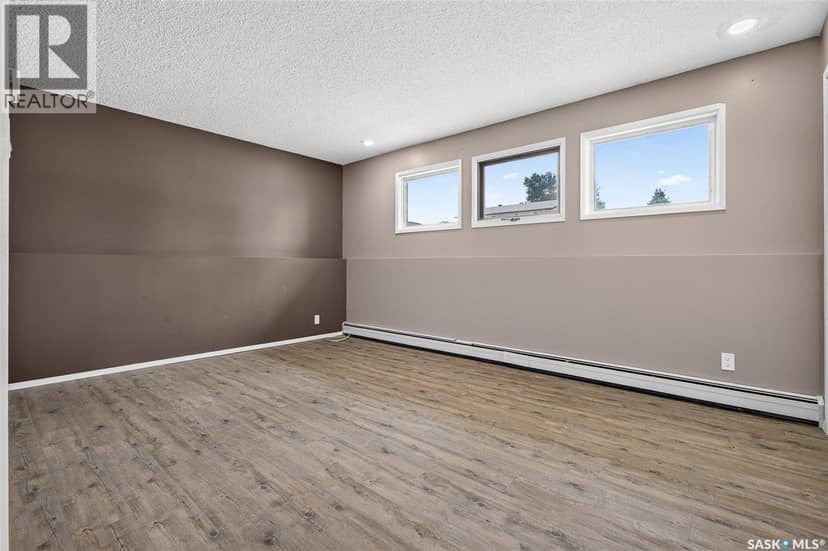 1266 Maybery CRESCENT — photo 30 of 40
