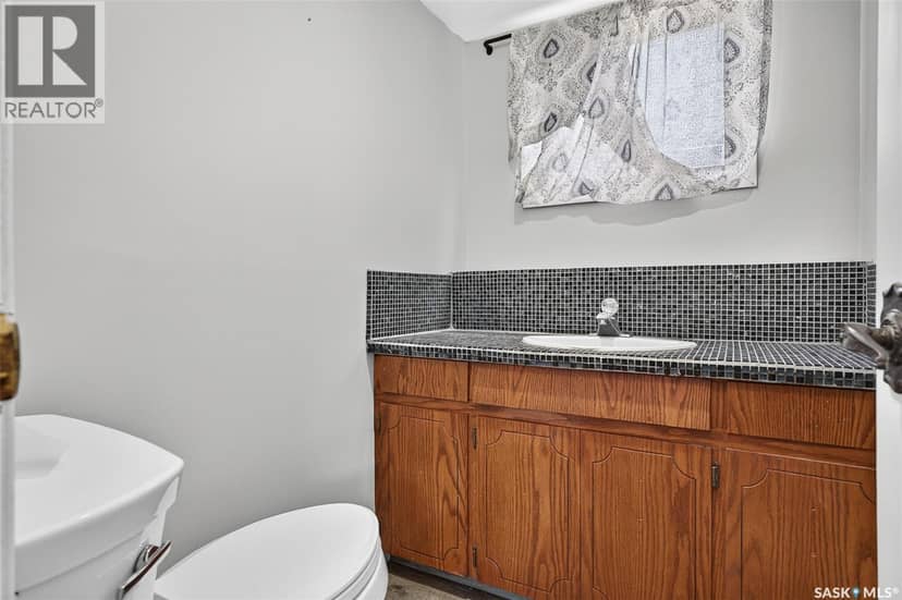 1266 Maybery CRESCENT — photo 33 of 40