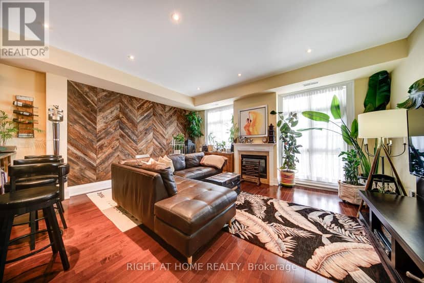 10 - 120 Bronte Road — photo 12 of 40