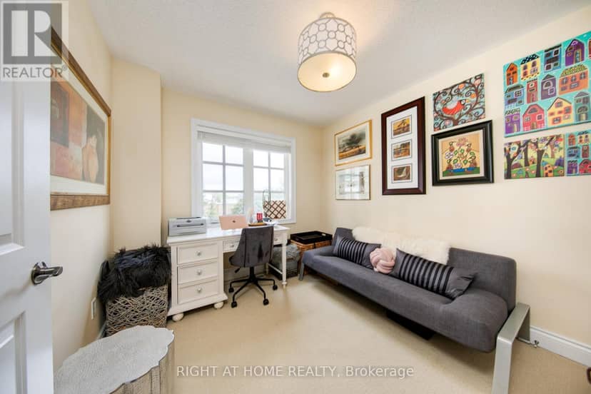 10 - 120 Bronte Road — photo 25 of 40