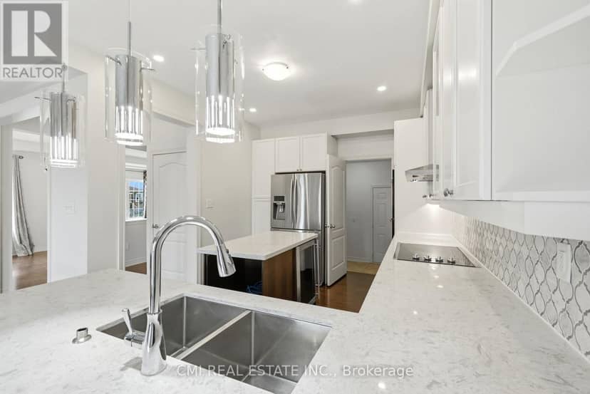 1321 Kenmark Avenue — photo 9 of 36