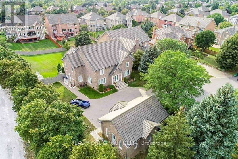 1918 Royal Credit Boulevard — photo 1 of 26