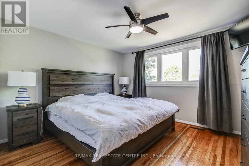 200 Delrex Boulevard — photo 18 of 33