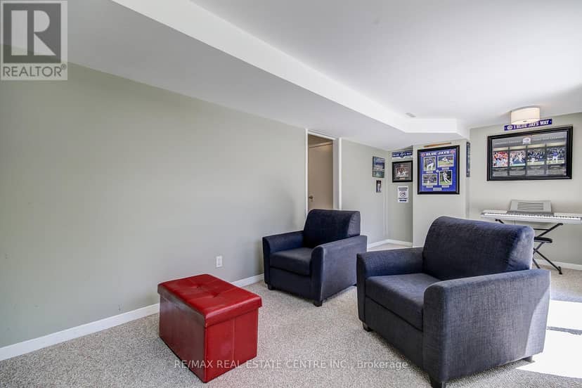 200 Delrex Boulevard — photo 8 of 33