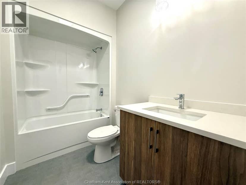 48 Duskridge ROAD — photo 12 of 17