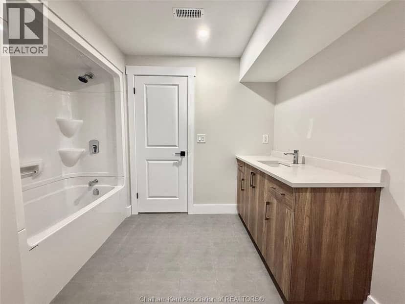 48 Duskridge ROAD — photo 15 of 17