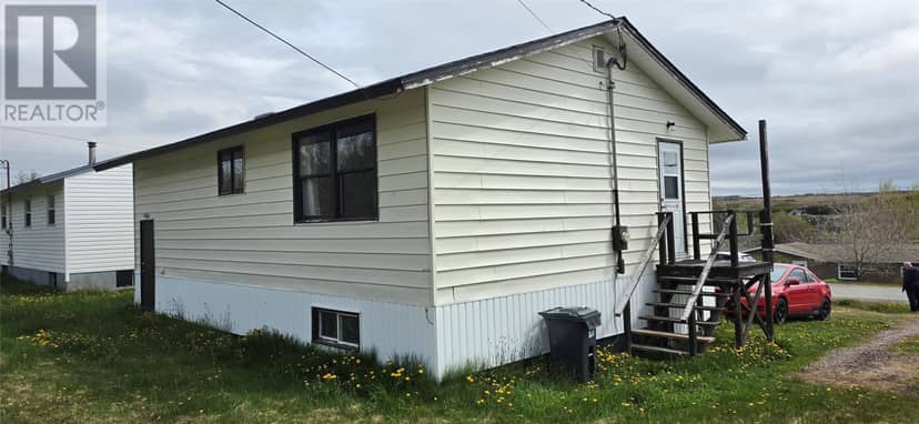 38 Fairview Drive, St. Lawrence