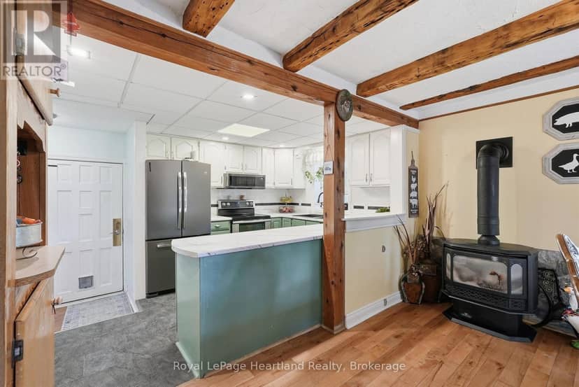 482 Concession 8 — photo 13 of 40