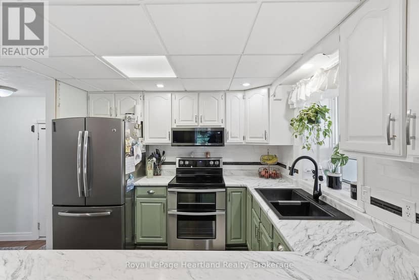 482 Concession 8 — photo 16 of 40