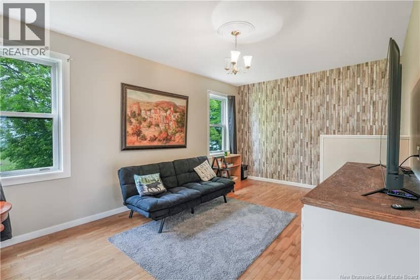 205 Upper Kent Road — photo 18 of 35