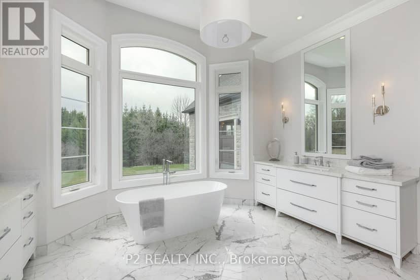 33 Newton Reed Crescent — photo 8 of 13