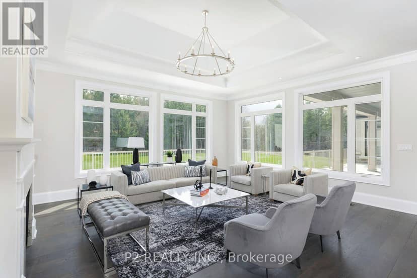 33 Newton Reed Crescent — photo 4 of 13