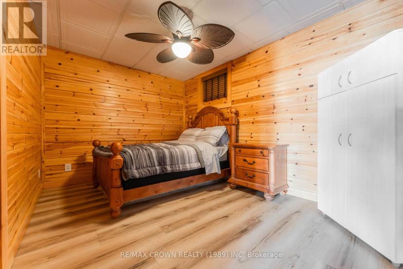 Moonbeam - 205 Lefebvre Peninsula Road — photo 26 of 40