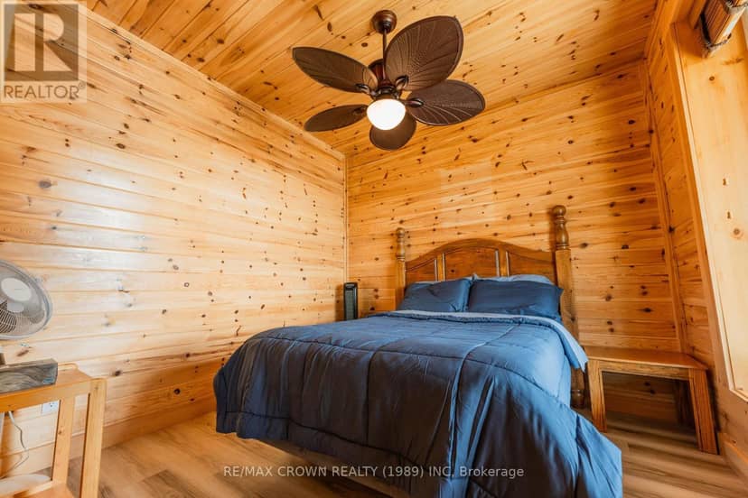 Moonbeam - 205 Lefebvre Peninsula Road — photo 31 of 40