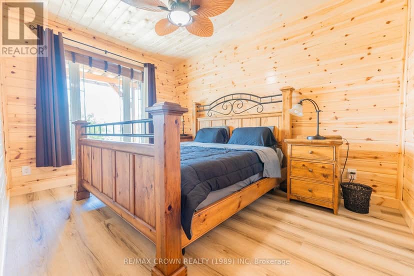 Moonbeam - 205 Lefebvre Peninsula Road — photo 28 of 40