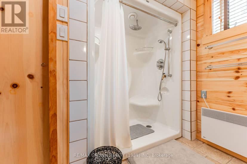 Moonbeam - 205 Lefebvre Peninsula Road — photo 35 of 40