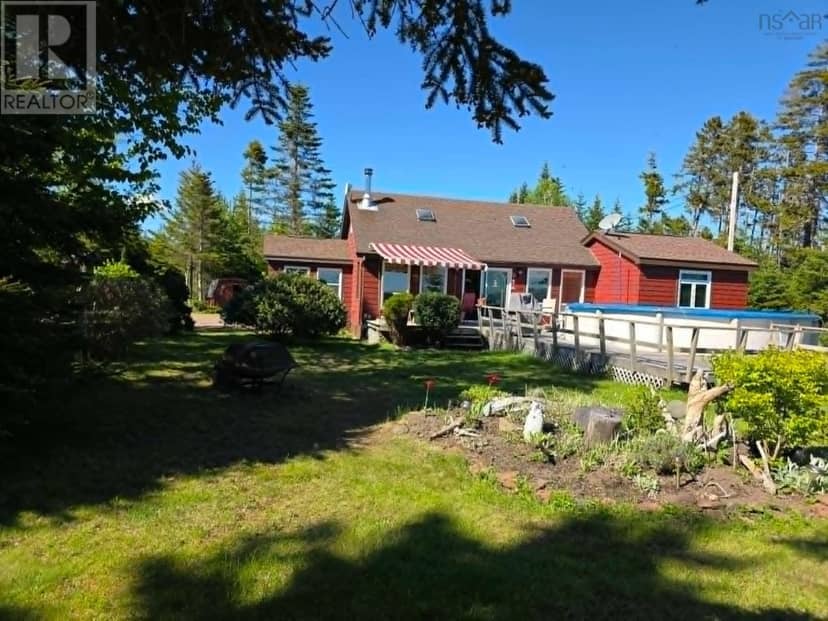 251 Bayview Drive, Little Dyke, photo 2