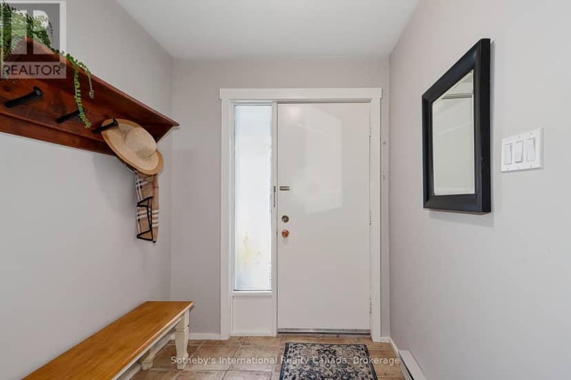 214 - 214 Escarpment Crescent — photo 2 of 29