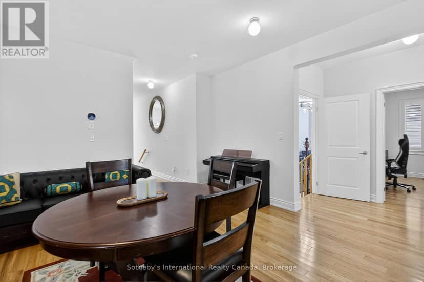 5 Middleton Drive — photo 8 of 32