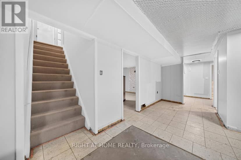 662 Montego Crescent — photo 26 of 40