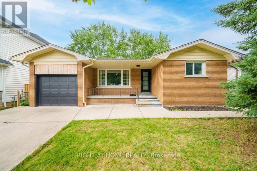 662 Montego Crescent — photo 3 of 40