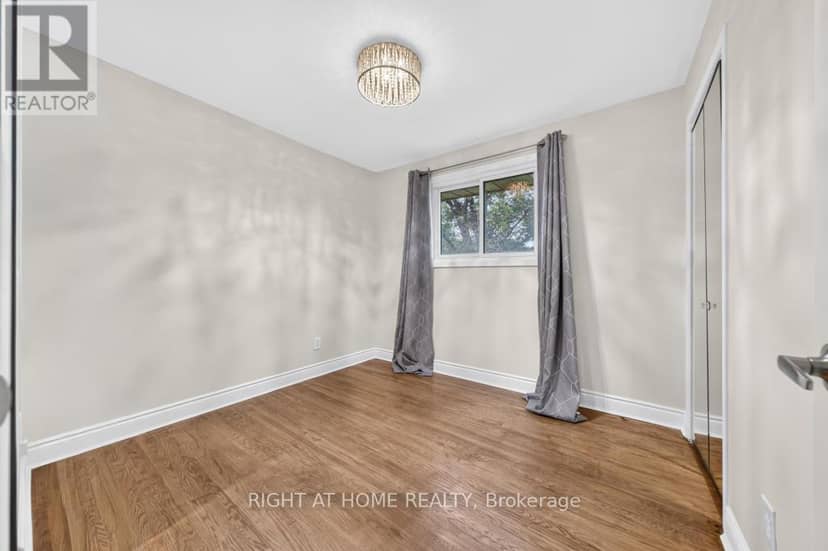 662 Montego Crescent — photo 20 of 40
