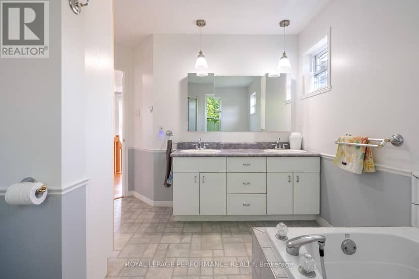 6123 Macbain Street — photo 13 of 30