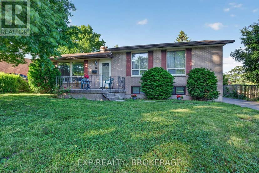 19 Convay Crescent — photo 1 of 40