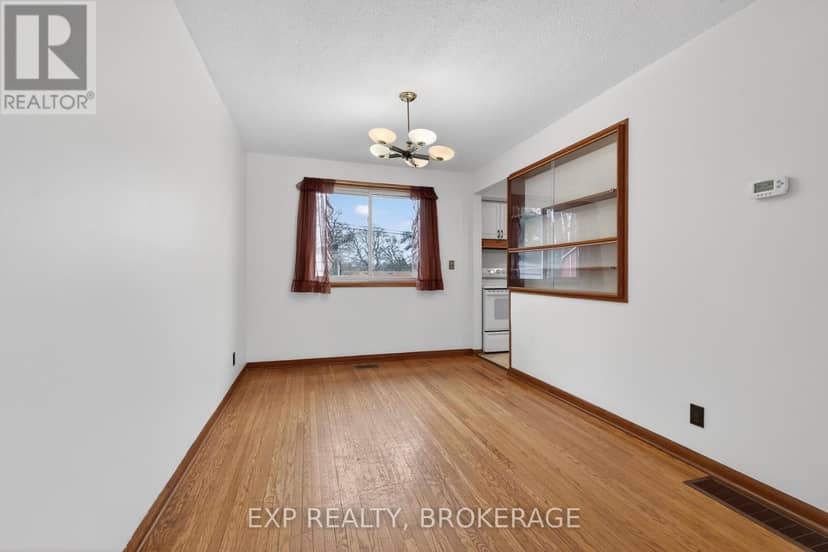 19 Convay Crescent — photo 10 of 40