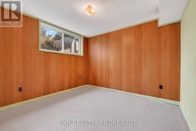 19 Convay Crescent — photo 31 of 40