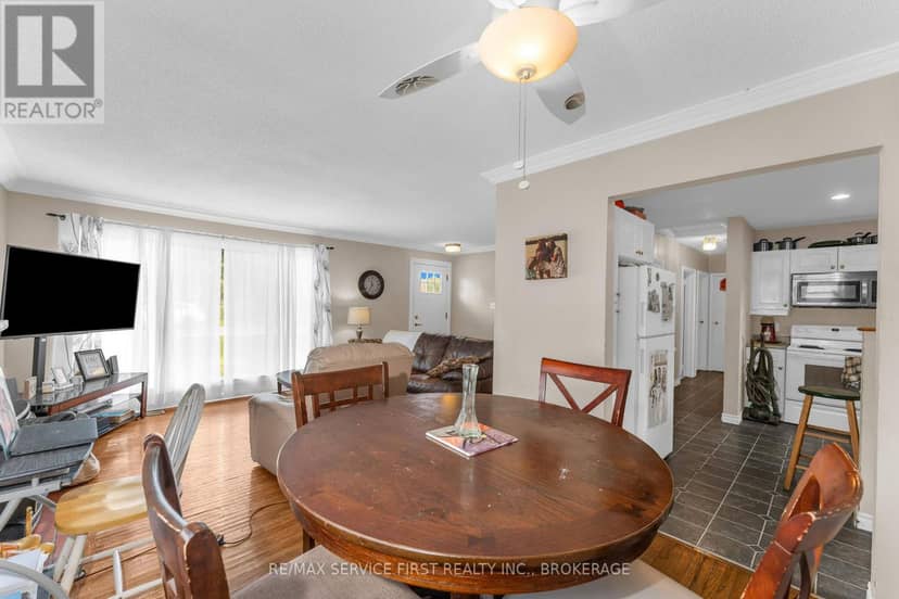 44 Cranbrook Street — photo 12 of 30