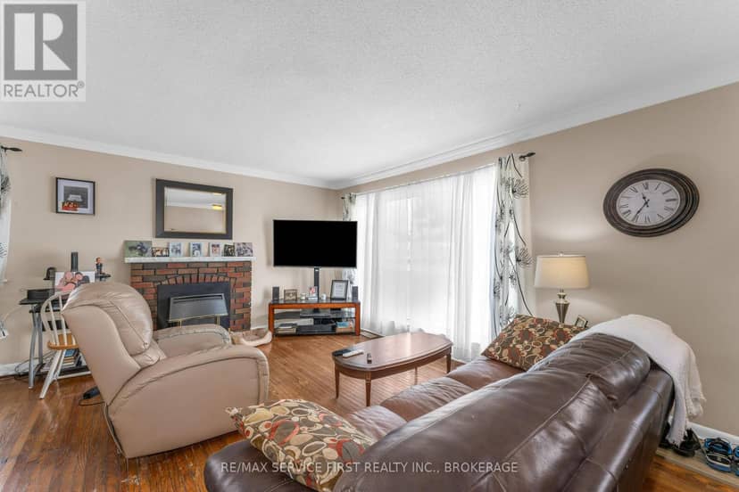 44 Cranbrook Street — photo 8 of 30